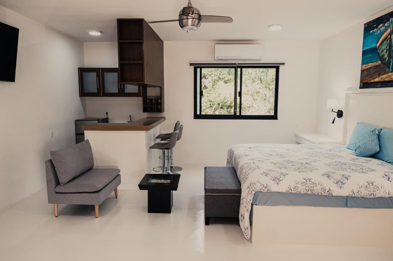 Royal Palm Bacalar Cabanas & Lagoon Club Экстерьер фото